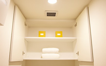 トイレ吊戸棚